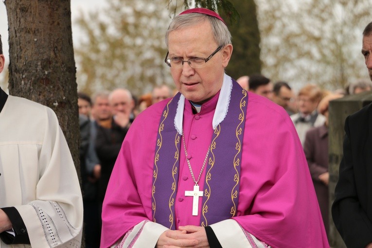 Jubileusz parafii w Karniewie