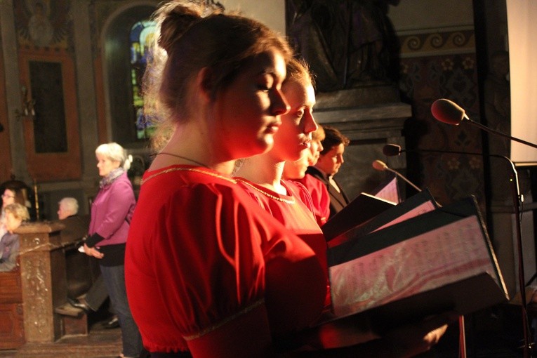 Koncert papieski w katedrze płockiej