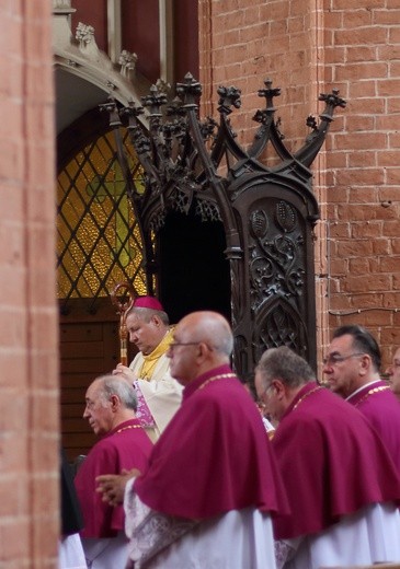 Uroczyste wprowadzenie bp. Adama Wodarczyka i Kanoników Kwidzyńskiej Kapituły Konkatedralnej