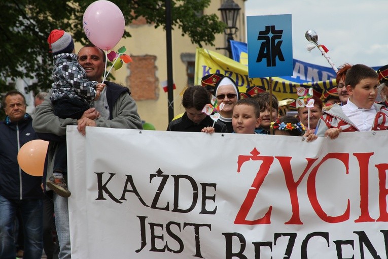 Marsz dla Życia i Rodziny w Ciechanowie