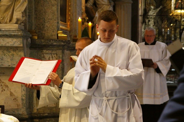 Święcenia diakonatu w Rudach