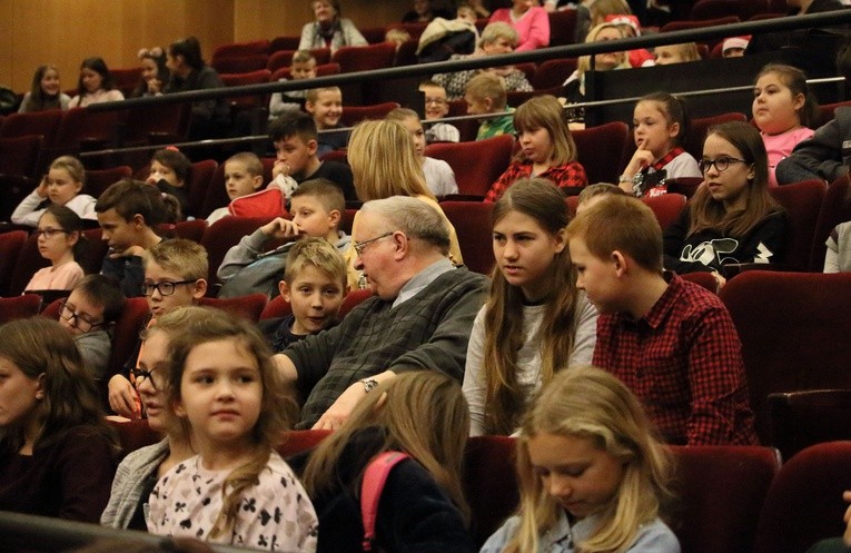 Przedstawienie mikołajkowe - premiera