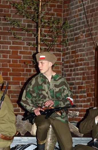 Spotkanie z bolesną historią 