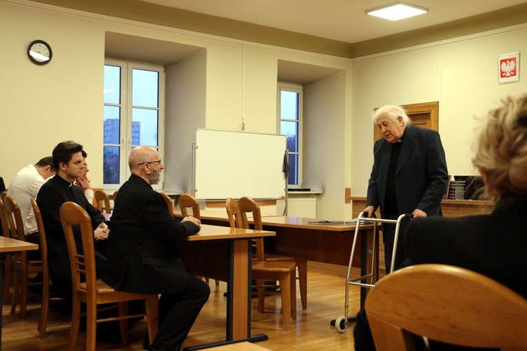 Płock. Promocja książki ks. A. Kondrackiego