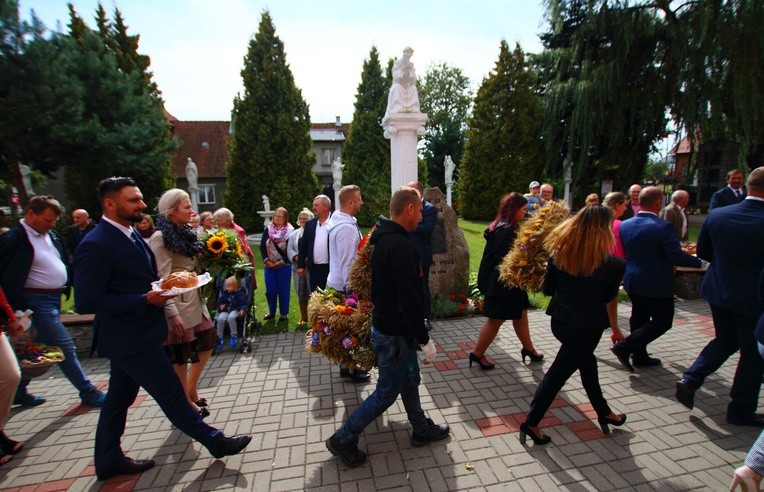 Zielonka Pasłęcka. Dożynki gminne