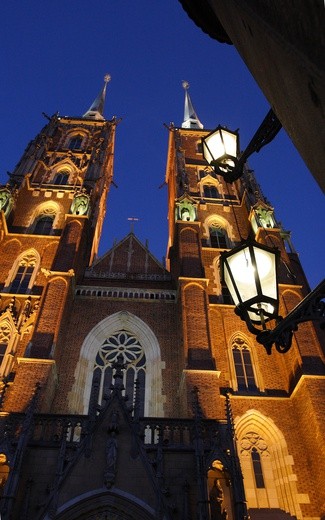 Kościół na skale. Uroczystość rocznicy poświęcenia katedry wrocławskiej