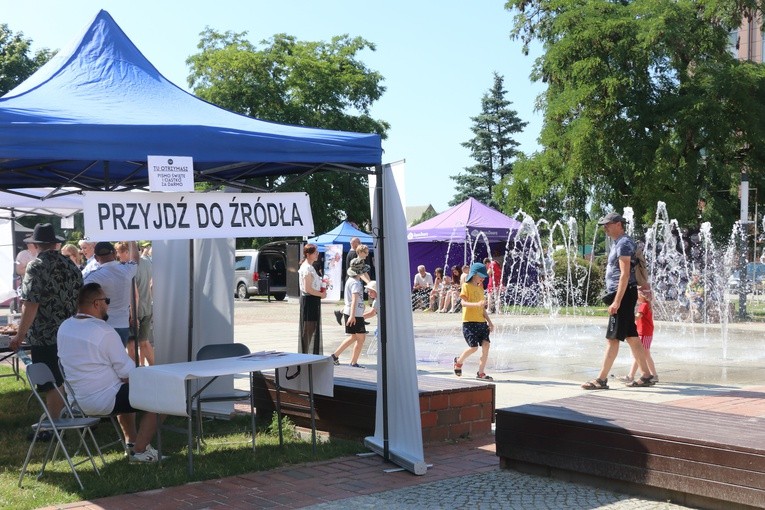 Elbląg. Strefa Mocy na placu katedralnym
