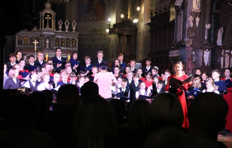 Płock. Koncert jubileuszowy w katedrze