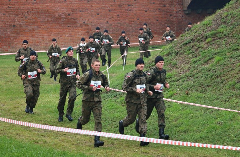 Mistrzostwa Sojuszniczego Dowództwa Sił Powietrznych NATO w biegach przełajowych 