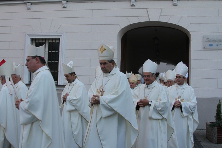 Episkopat w Płocku. Msza w katedrze