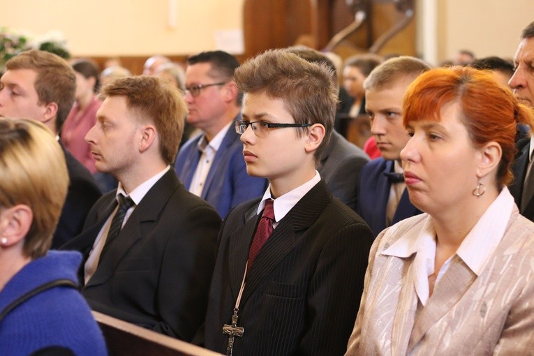 Bierzmowanie w makowskiej farze