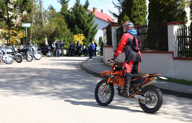 IV Papieski Zlot Motocyklowo-Samochodowy