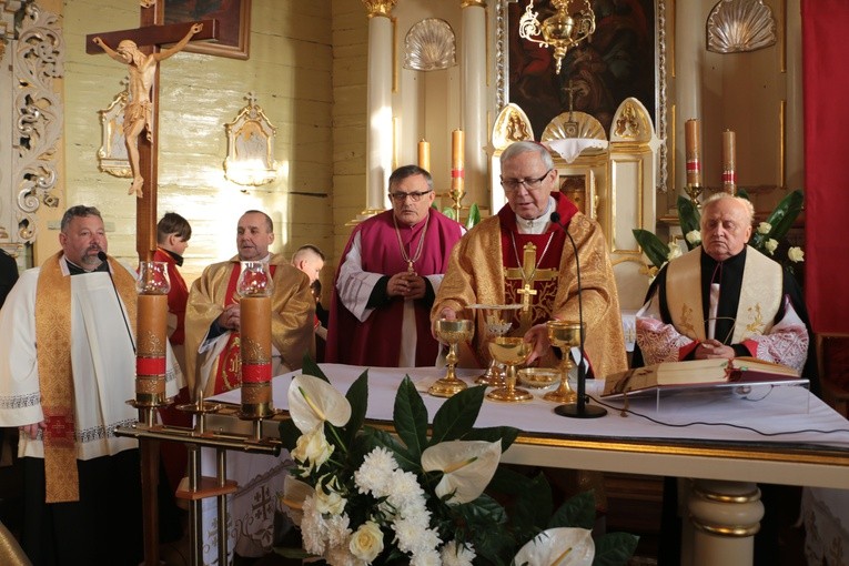 Rekonsekracja kościoła w Kucicach