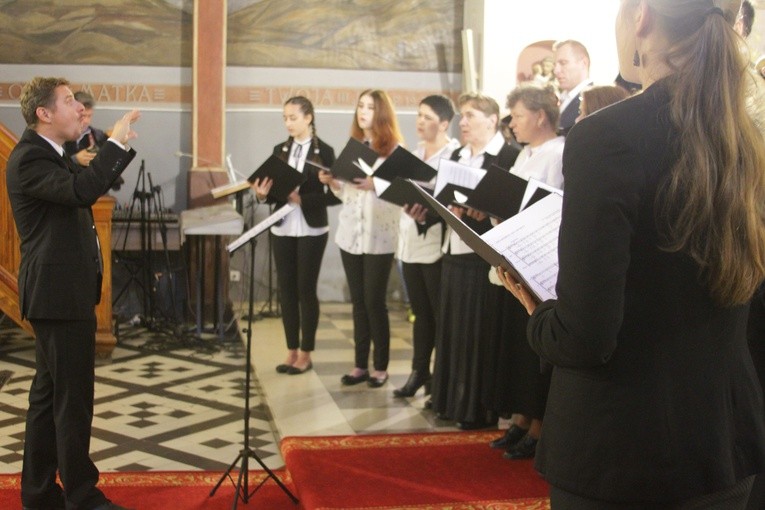 Byli alumni-żołnierze w Pomiechowie