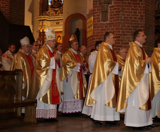 Powrócić do daru święceń