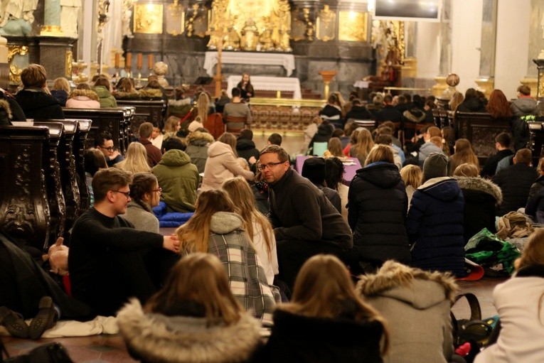 Czuwanie maturzystów