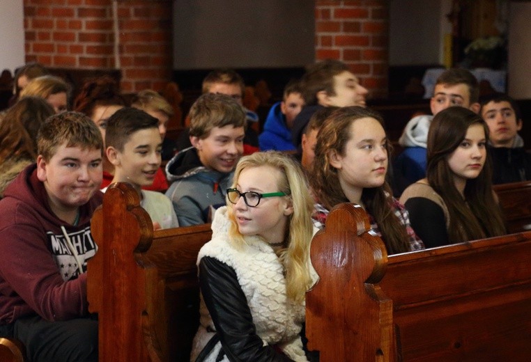 Symbole ŚDM - Parafia św. Jakuba, Tolkmicko