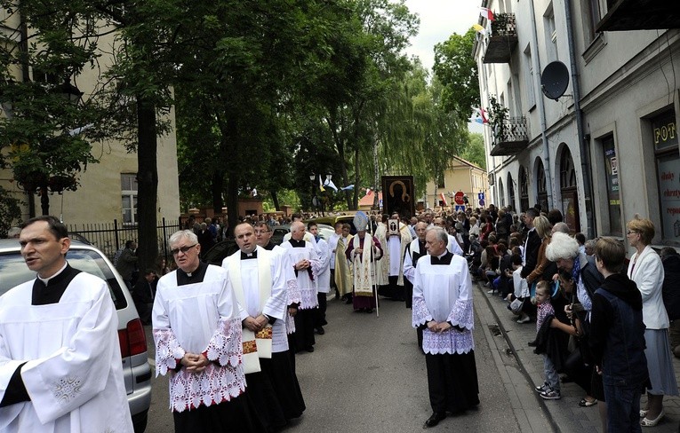 Pułtusk. Nawiedzenie w parafii św. Jana Pawła II