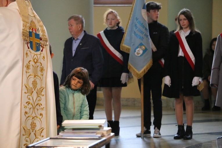 Ciechanów. Uroczystości w parafii MB Fatimskiej