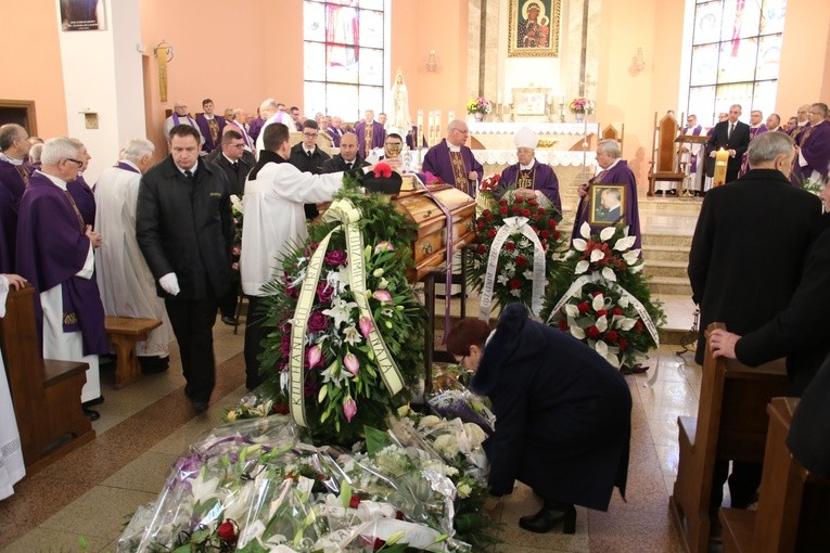 Pogrzeb ks. Albina Łuczkowskiego