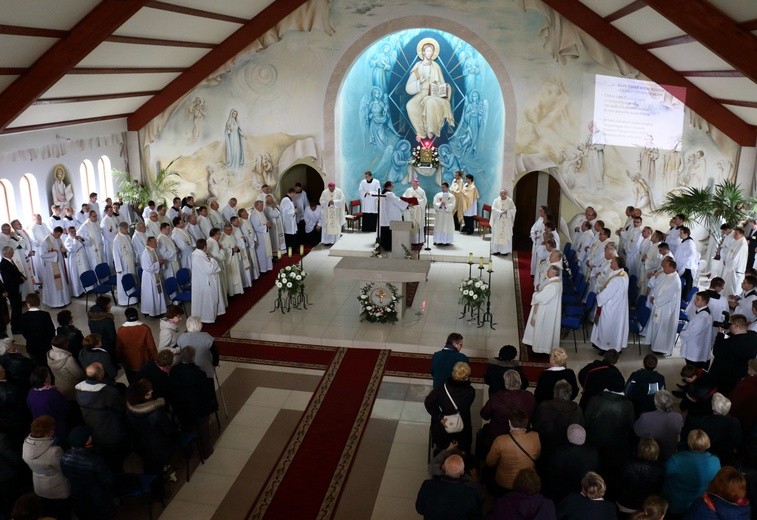 Poświęcenie kościoła Matki Bożej Fatimskiej i św. Jana Pawła II 