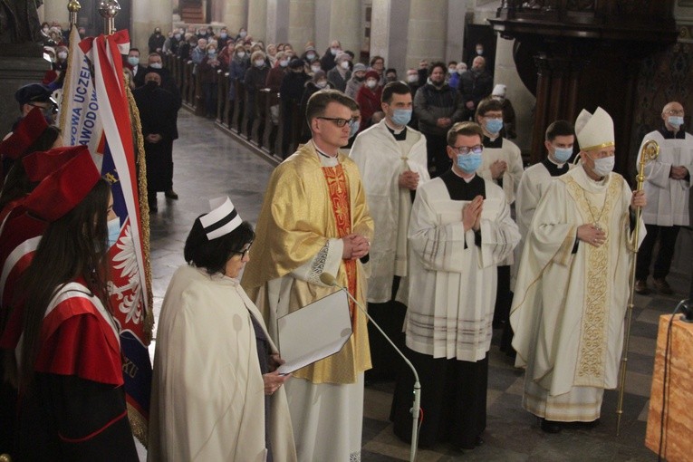 Płock. Rozpoczęcie peregrynacji relikwii bł. Hanny Chrzanowskiej w diecezji płockiej