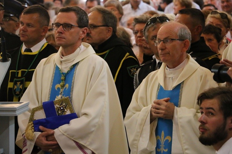 Koronacja w Smardzewie. Część I