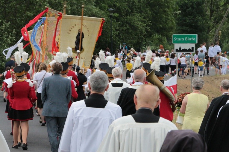 Biała. Nawiedzenie w parafii św. Jadwigi Śląskiej