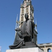 Pomnik ks. Makulskiego w Licheniu zdemontowany