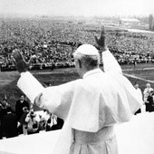 Biskupi: Jan Paweł II tchnieniem wiary i nadziei