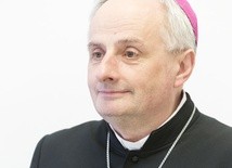 Bp Jacek Jezierski