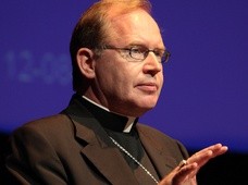 Prymas Holandii krytykuje stanowisko flamandzkich biskupów ws. błogosławienia par homoseksualnych