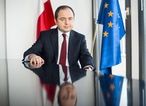 Szymański o decyzji KE: Polska jest gotowa do obrony swoich racji