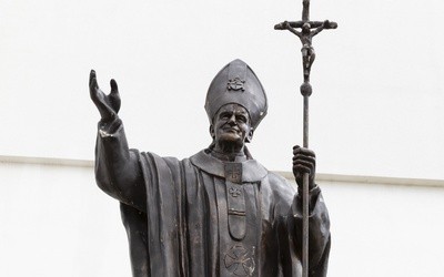Kanada: Zdewastowano pomnik św. Jana Pawła II w Edmonton