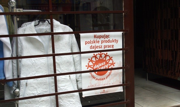 Rząd przyjął projekt ws. znakowania "produktu polskiego"